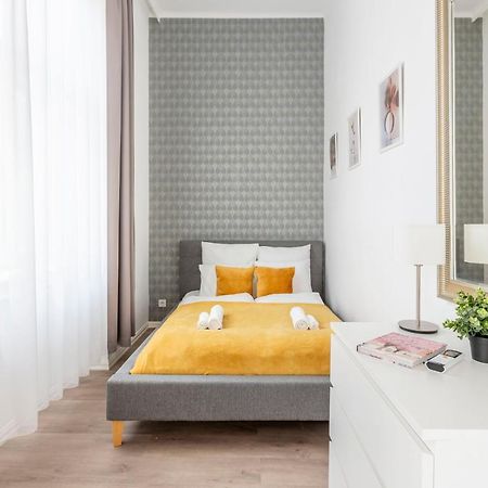 Exclusive Downtown Apartment In The Heart Of Budapeste Exterior foto