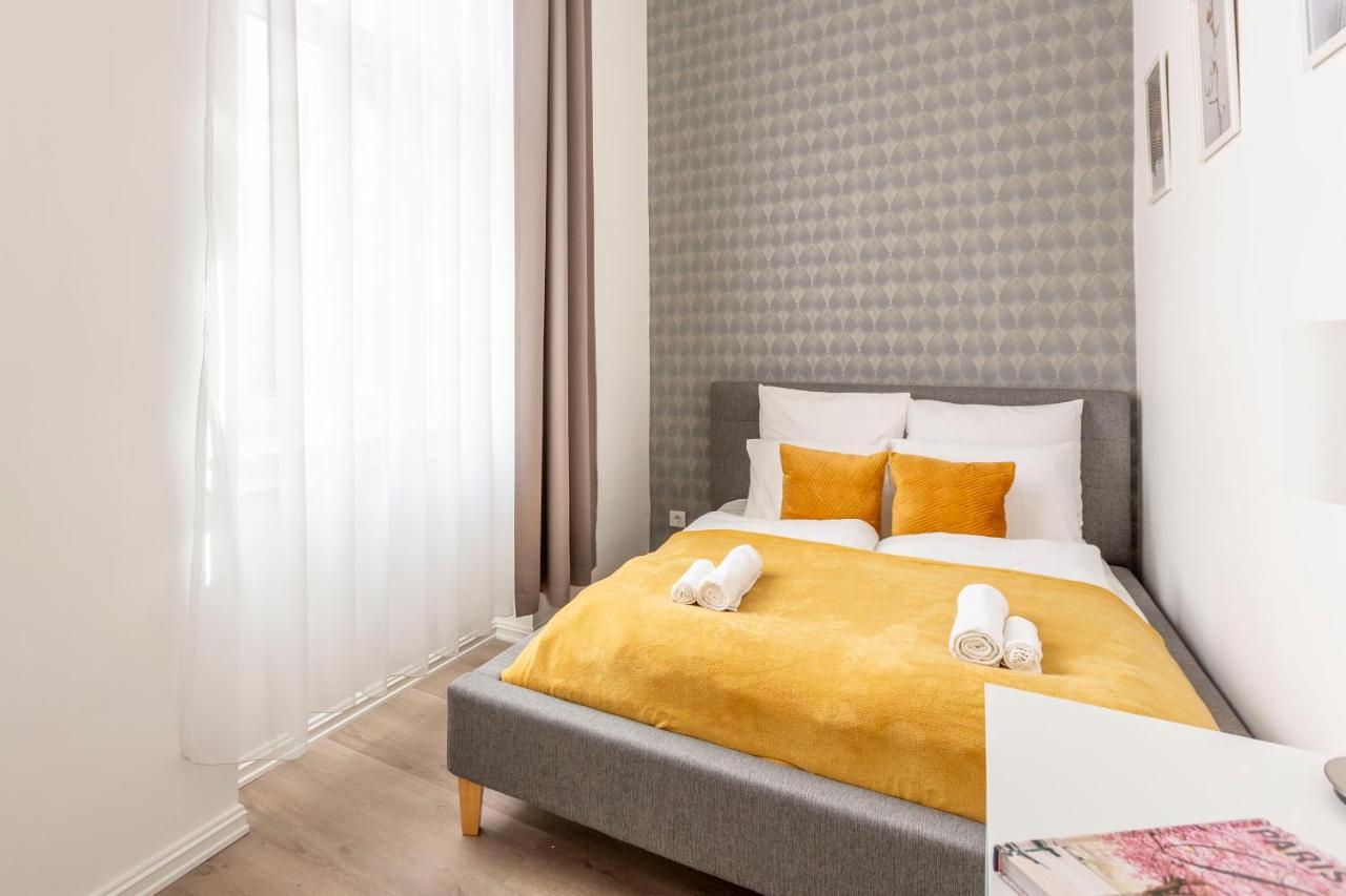 Exclusive Downtown Apartment In The Heart Of Budapeste Exterior foto